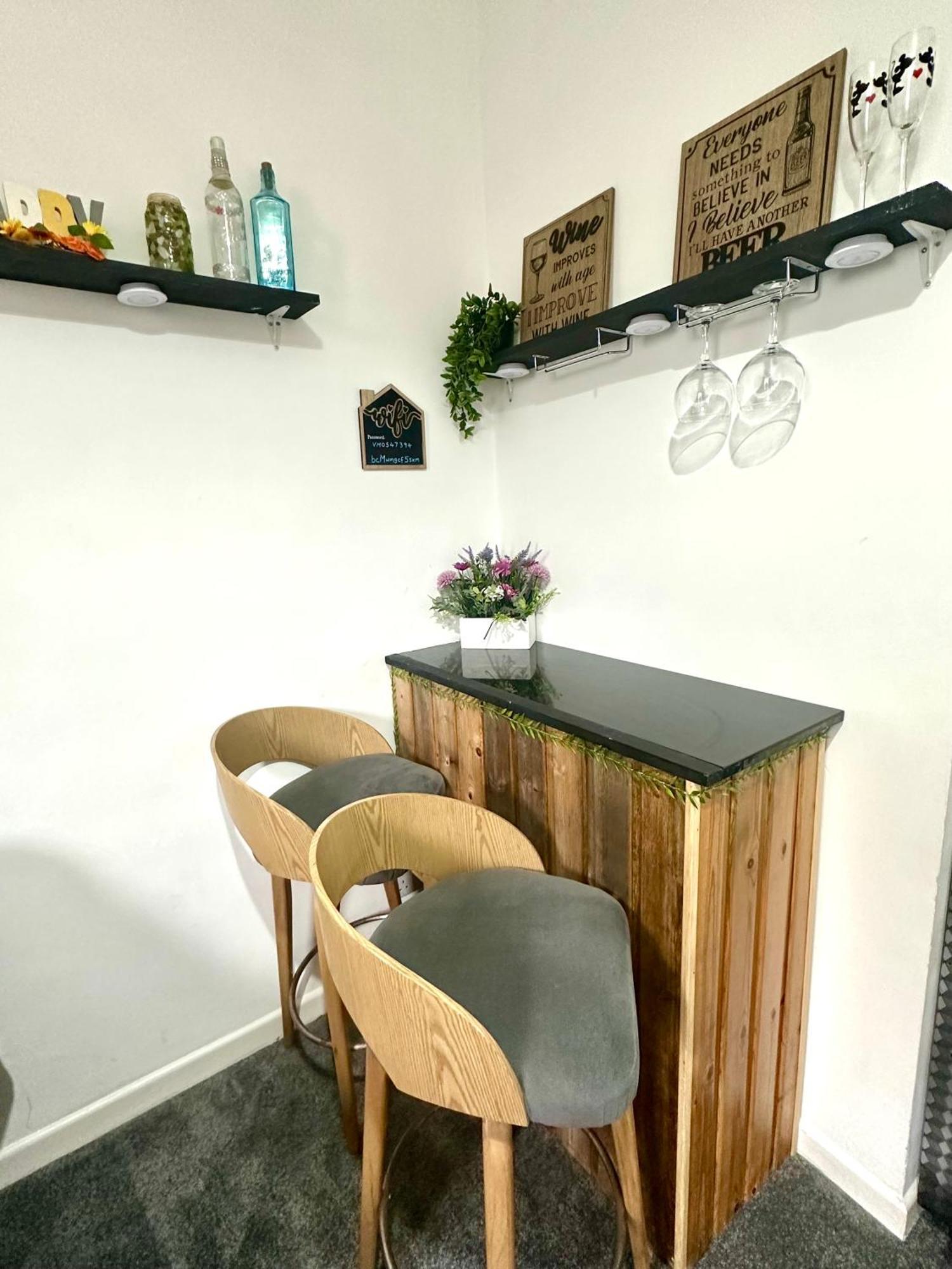Homely Apartment In The Heart Of Town Centre - Sleeps 6 Bournemouth Exterior photo